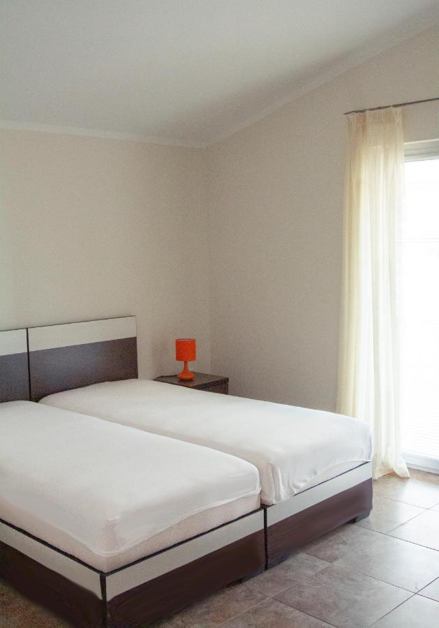 Hostel "Kraljica Snezna " Sutomore Extérieur photo